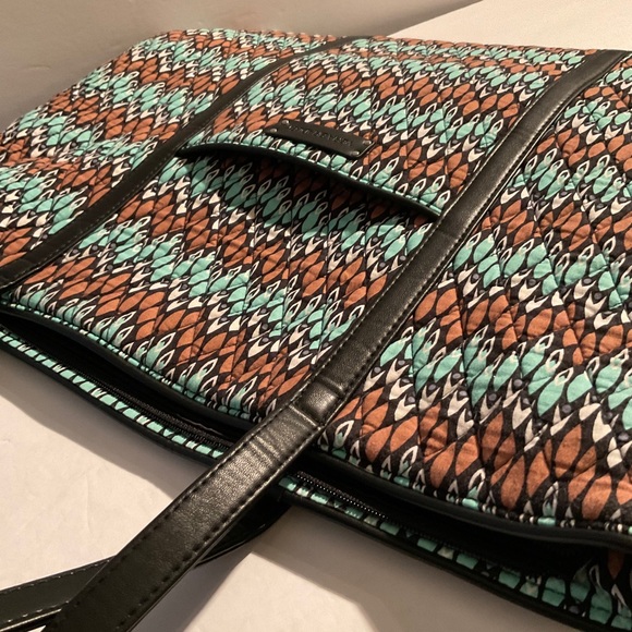 Vera Bradley Trimmed Sierra StreamTote Travel Bag - Picture 15 of 15